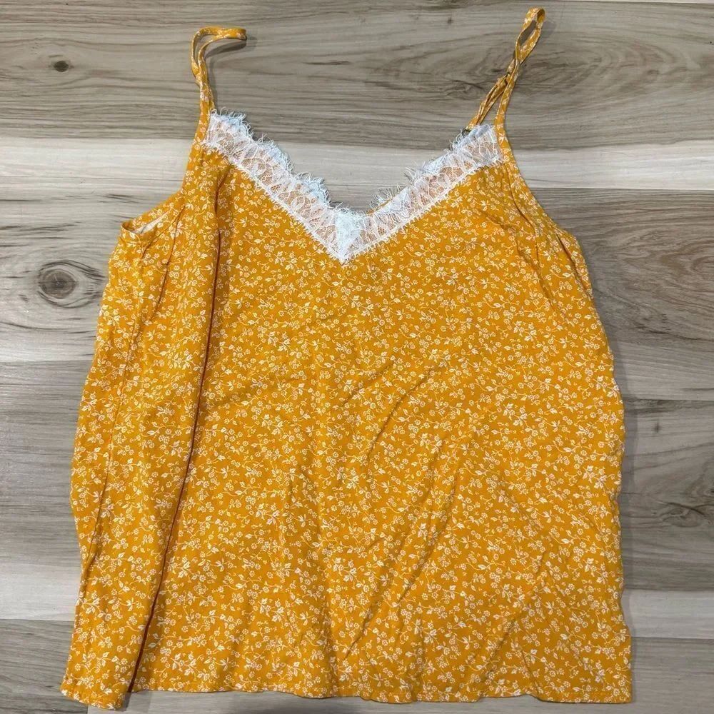 Abercrombie and Fitch Floral Yellow Lace Trim Cami Top Women’s Medium